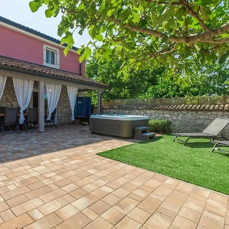 Дом отдыха Casa Arsini Comfortable Пореч